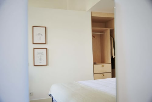 Modern and equipped apartments in Porto. Free Wi-Fi access. Near the Porto Coliseum, the Bolhão Market and the FC Porto Museum.