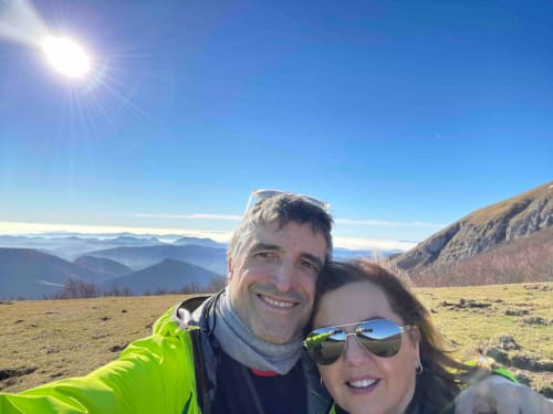 Familie und Besitzer des B&B Albornoz und Casa Marzi in Urbino und Pesaro, Marken.