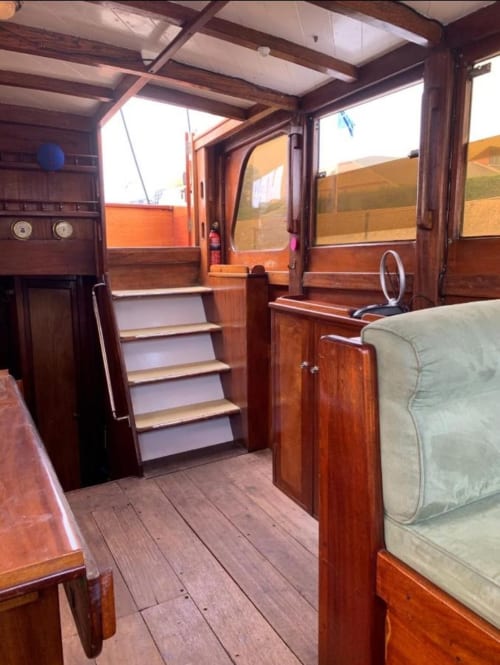 Nuit insolite sur un Yacht vintage à Deauville - unbateauadeauville - Normandie - Location bateau à quai