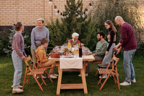 maison à louer, convivialité, piscine, padel, pétanque, groupe, amis