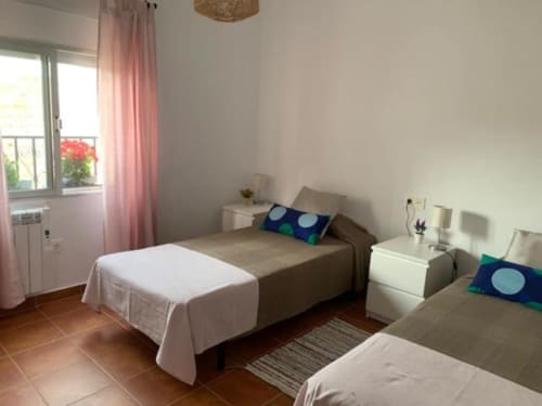 Twin and double rooms. Holiday home rental, Vélez Blanco, Almeria, Andalusia