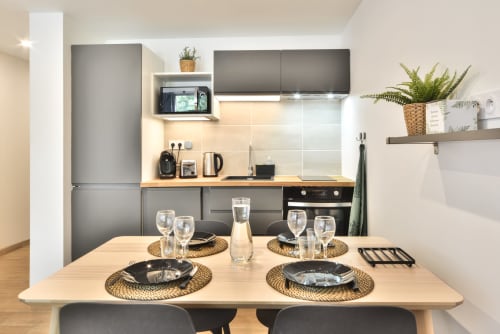 Mimizhome - Location Mimizan -  chambre lit double king-size - appartement proche Bordeaux - cuisine équipée