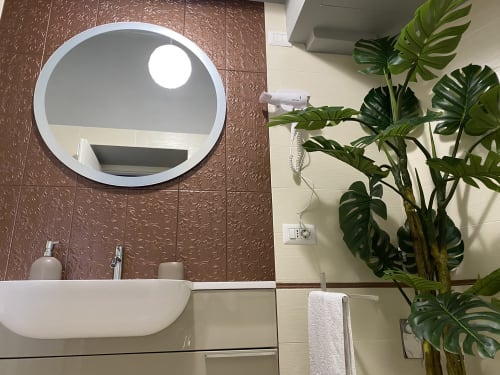 Camera "Suite Savoia"| Appartamento con cucina, camera da letto e bagno privato. Letto matrimoniale e divano letto. Presenti TV, aria condizionata, Wi-Fi - B&B Savoia nel centro di Campobasso, Molise.