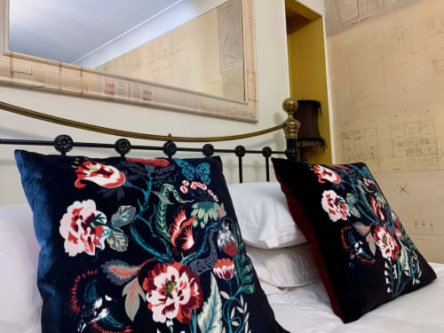 Expedia and trip advisor le Lude quality accommodation