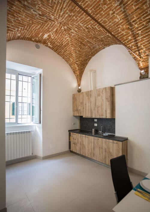 L'Antico Pozzo| Appartamento per 6 con due letti matrimoniali e divano letto. Bagno e cucina attrezzata. Vicino mete turistiche - Visit Florentia apartment nel cuore di Firenze, Toscana.