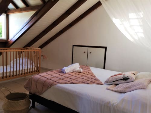 Villa Oneway - villa  3 logements tout équipés, piscine, vue mer, montagne, jardin