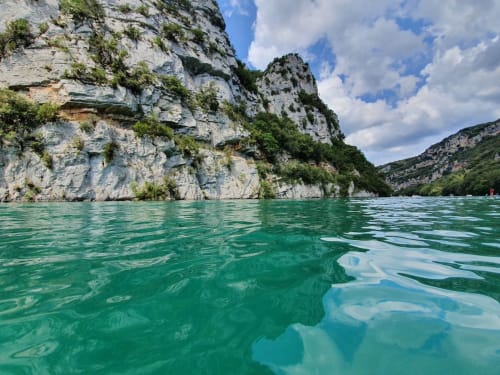 Destination Ailleurs, Gorges du Verdon - hébergements insolites, séjour en famille, Castellane