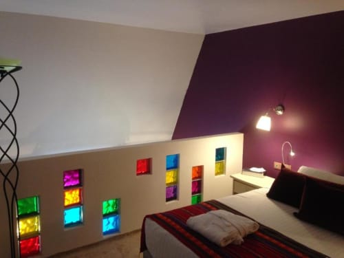 Hostellerie du Cheval Noir - chambre double premium de 30 m² avec terrasse , vue ville, Moret sur Loing, France
