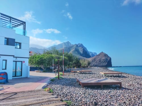 Views of the exterior of the seafront apartment Sebastian 1