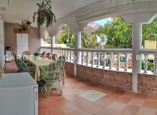 Outdoor dining room at Casa Belinda