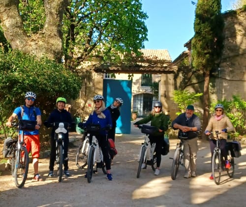 Accueil vélo -la Provence à vélo - cycling holidays - cycling tours - discovering the region by bike - Gite chambres d'hôtes accueil vélo- 