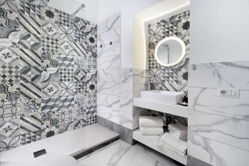 Apartment for 4 with bedroom, sofa bed in living room, kitchen, bathroom and balcony. Present TV, air conditioning and Wi-Fi - Piazza Tasso Relais in Sorrento, Campania.