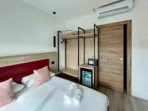 Bari Airport B&B - Camere & Alloggi a Bari, Puglia