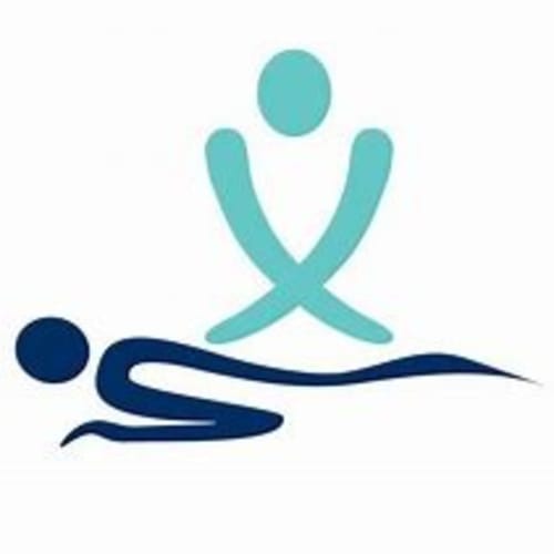 Hand holding a turquoise person icon - Cote Et Dune hospitality service in Biscarrosse Plage