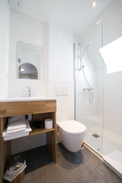 Hôtel An Ti Gwenn salle de douche chambre double Carnac