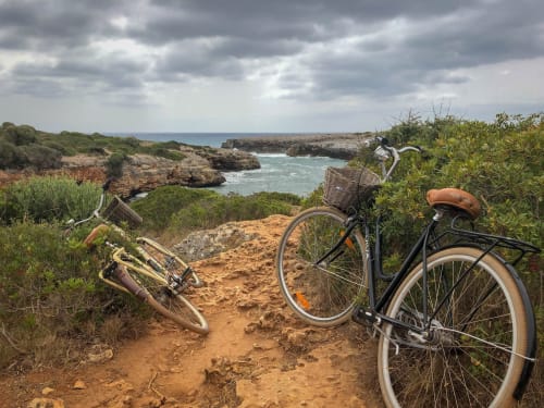 bicicletas con vistas al mar