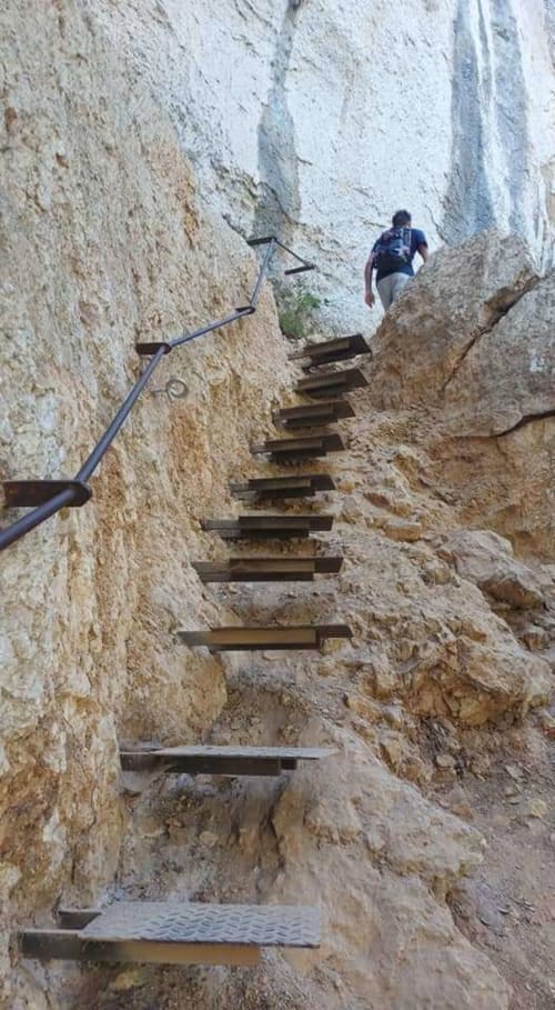 Chez TATA - chambres d'hôtes -  nature - Gorges du Verdon - Aups - Bauduen - Régusse - chambres en Provence - Basses gorges du Verdon - auberge activités Groupes - motard - Randonneur - VTT