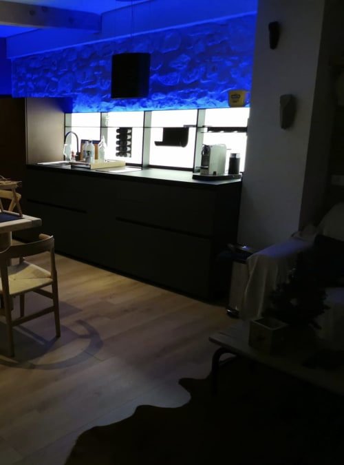 Bed and breakfast maison florence ivakno in coudoux near Aix-en-provence 4-star tourist accommodation romantic suite with jacuzzi and swimming pool holiday home for 15 people charming cottage for 4 charming cottage