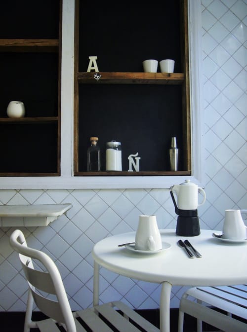 Cocina del Slow City Hostel de Pontevedra.