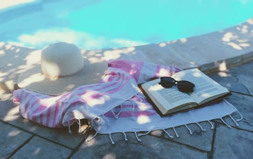 sole e piscina