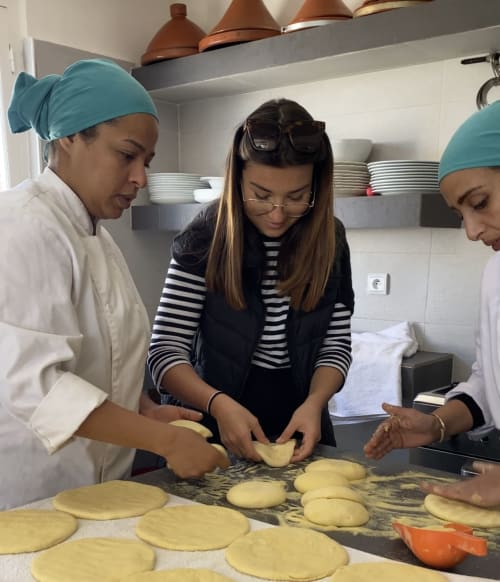 Cours de cuisine avec notre équipe- Hotel Spa vent des dunes Essaouira Maroc