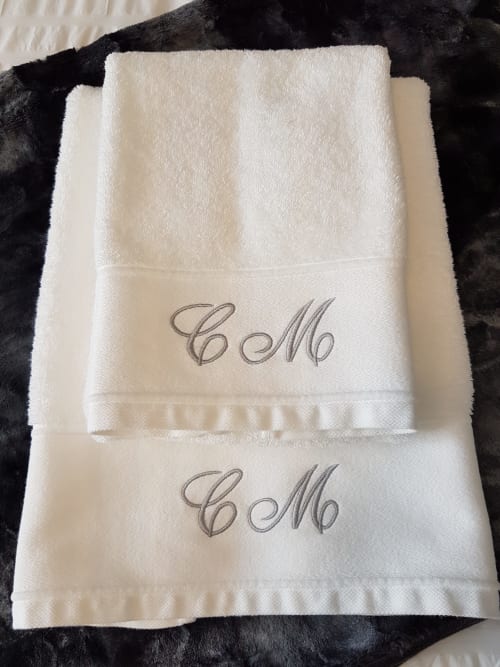 Suite Nuit de cristal - drap de bain Linvosges - Chambres d'hôtes Le Clos Magedon - Ile de France
