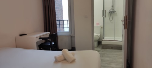 Hôtel de Londres - chambres confort double et simple, proche gares de Lille, séjour famille, amis, couple