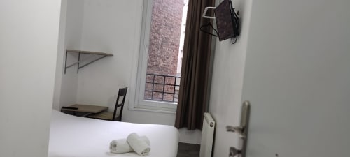 Hôtel de Londres - chambres confort double et simple, proche gares de Lille, séjour famille, amis, couple