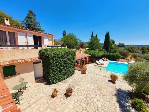 Jc-conciergerie – intendance – gardiennage – propriété - maison secondaire – conciergerie privée- location –- var – Le Castellet –  location saisonnière – clé – maintenance – gestion locative – conciergerie – services – vacances – Villa Marco– côte d’azur – villa avec piscine_location saisonniere-location vacances-8 personnes