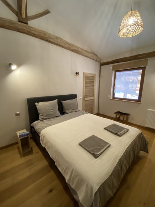 GRAND LIT MOUELLEUX Roman-sur-isere