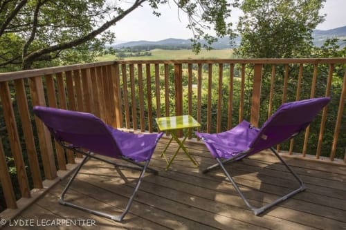 Belle vue depuis la terrasse des Cabanes de Sainte Camelle - Ariège - location de chambres insolites