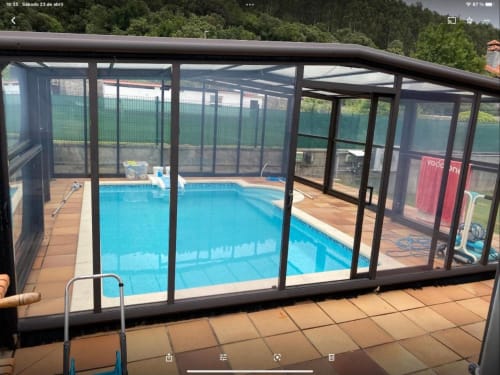 Nuestra Piscina , Cerrada, climatizada y de agua salada.