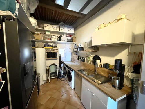 Bed and breakfast house florence ivakno in coudoux near Aix-en-provence 4-star tourist accommodation romantic suite with jacuzzi and swimming pool holiday home for 15 people charming cottage for 4 charming cottage storage