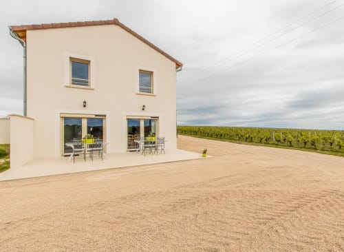 Maison du négociant | Lugny | Clos du grand bois | Domaine Joseph Lafarge | Vignoble du Mâconnais