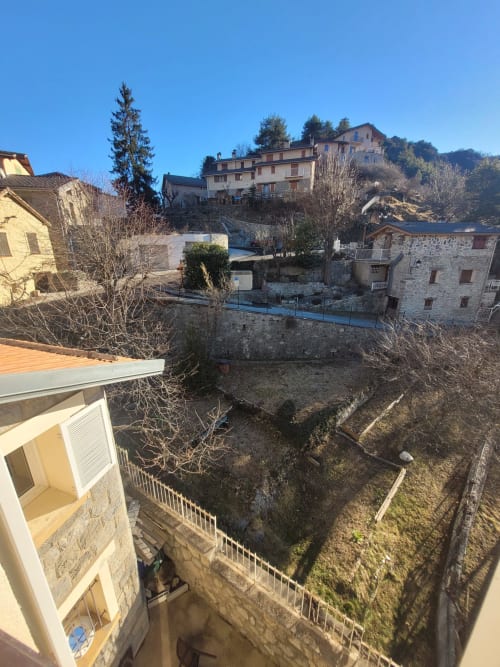 Vue balcon sur jardin