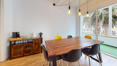 espace repas, vue piscine