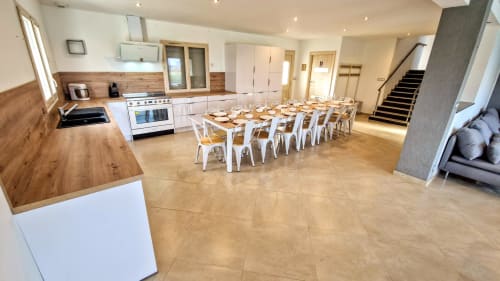 cuisine pièce vie salon gîte location