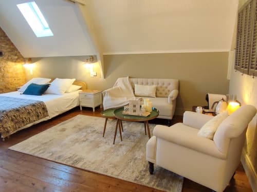 Le coin salon cosy de la Suite Junior
