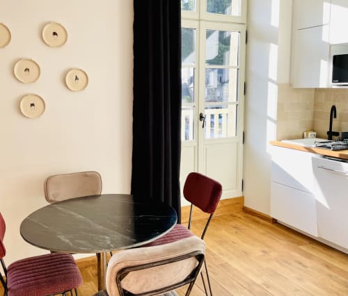 Les Roger Bontemps - Appartement vue Port Dinan, Bretagne, confort