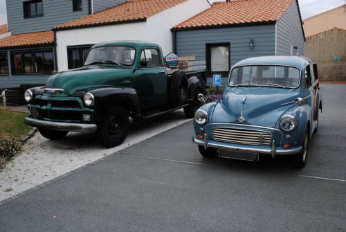 voitures anciennes, collection, pick up chevrolet, morris minor woody, 