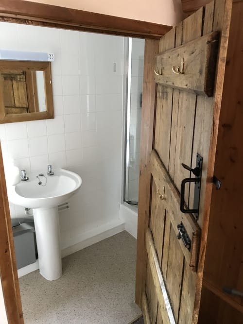 The White Horse Inn - Clun, Shropshire, England, Pub, restaurant, B&B