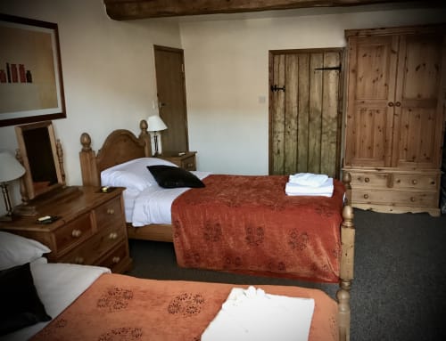 The White Horse Inn - Clun, Shropshire, England, Pub, restaurant, B&B
