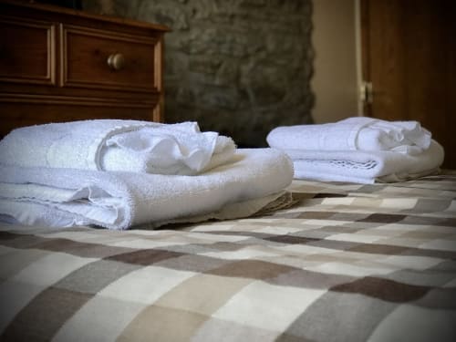 The White Horse Inn - Clun, Shropshire, England, Pub, restaurant, B&B