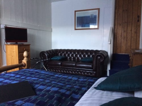 The White Horse Inn - Clun, Shropshire, England, Pub, restaurant, B&B
