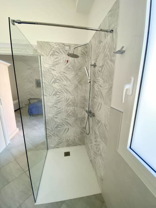 Shower room OLbia, tigrillo B&B OLbia, room with private bathroom olbia