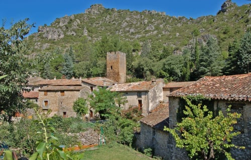 Tour de saint guilhem le désert depuis le gîte de la tour 