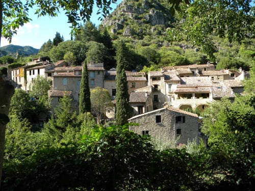 
Séjournez au gîte de la tour à saint guilhem le désert