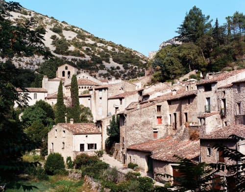 
Séjournez au gîte de la tour à saint guilhem le désert