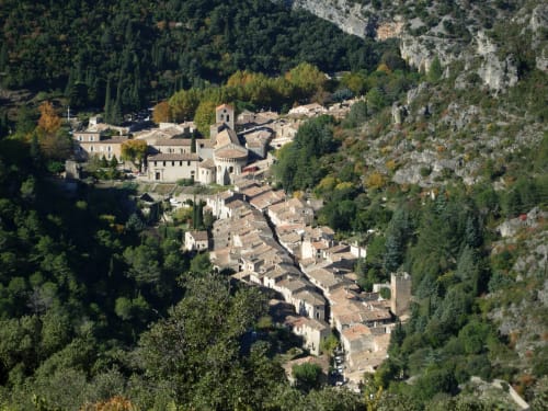 
Séjournez au gîte de la tour à saint guilhem le désert