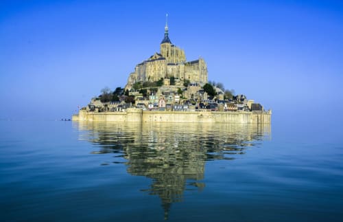 Le Mont Saint-Michel lors d'une grande marée